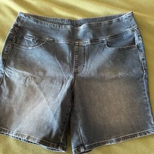 Belle by Kim Gravel TruTemp Denim 5-Pocket 8” Shorts Size 16